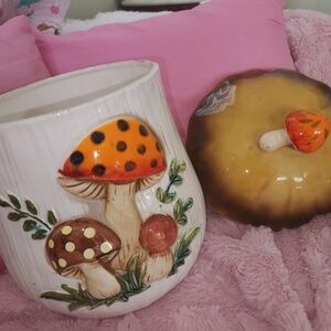 Merry Mushrooms cookie jar